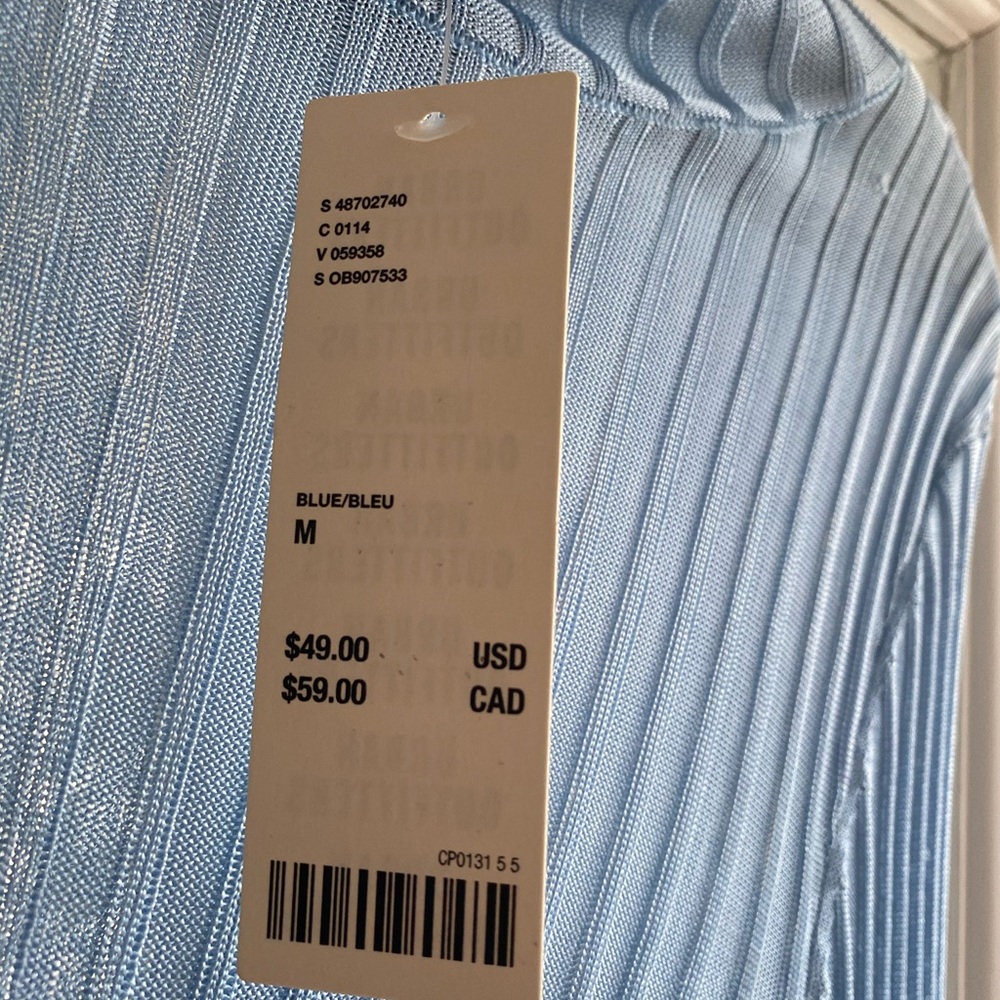 Sheer Mock-Neck Top - Picture 5 of 7